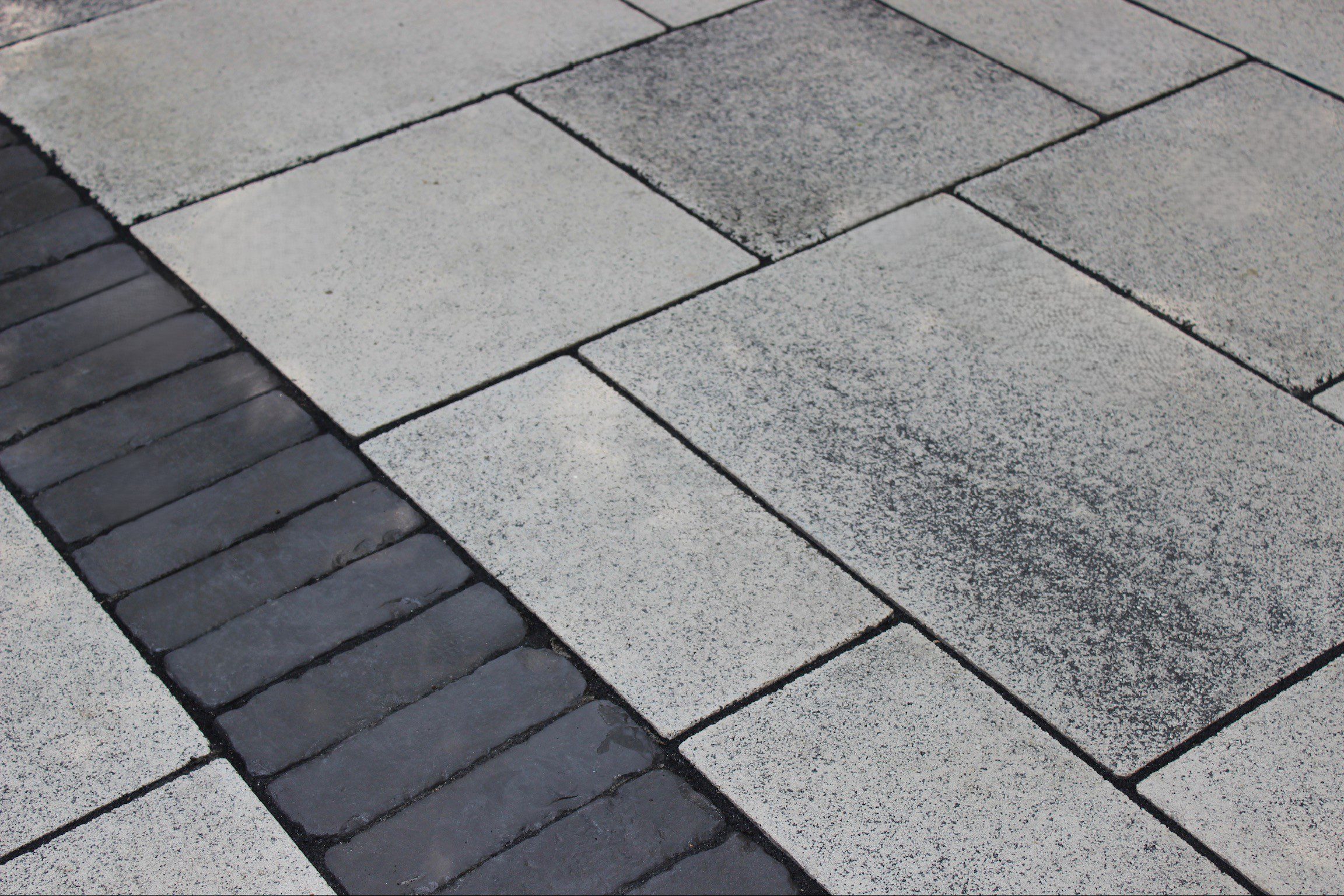 High quality craftsmanship with Techo-Bloc pavers and natural stone driveway and patio in Waterloo and Guelph